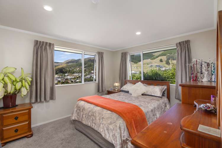 28 Olympus Way Richmond_7