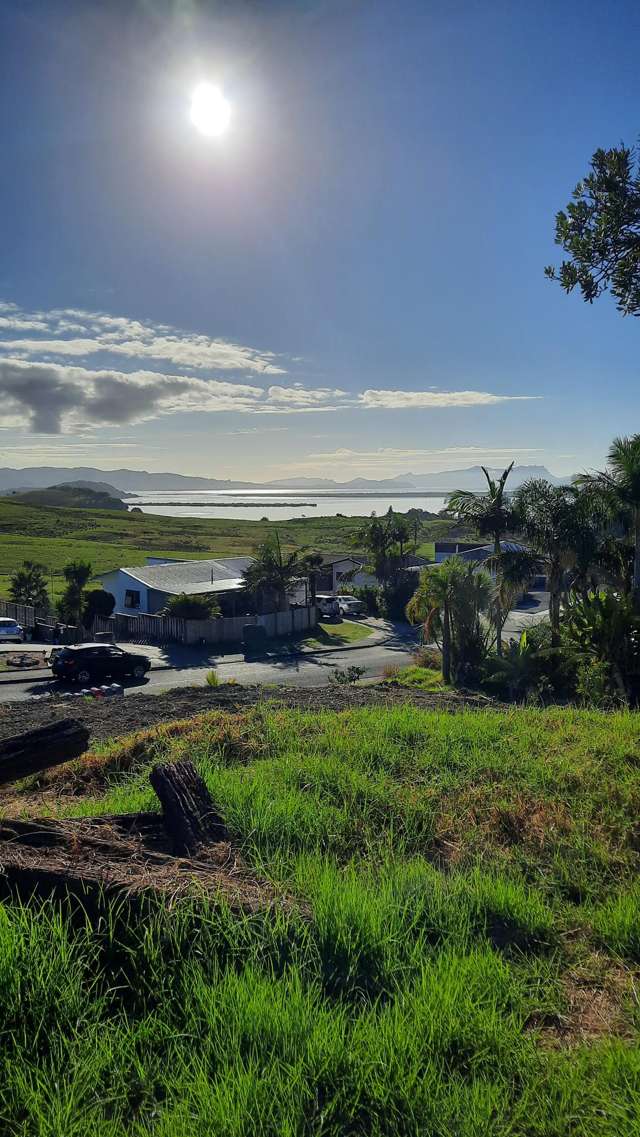 Stunning Section with Harbour Views, No Covenants!