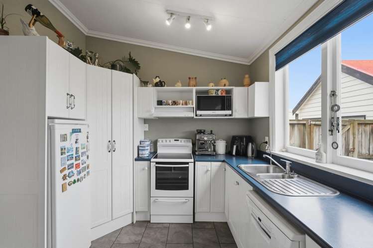 204 Kelvin Street Avenal_6