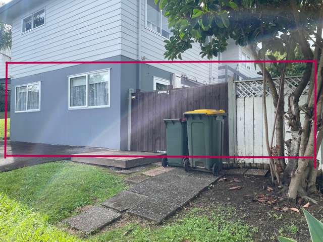 Sweet & Simple in Handy Spot