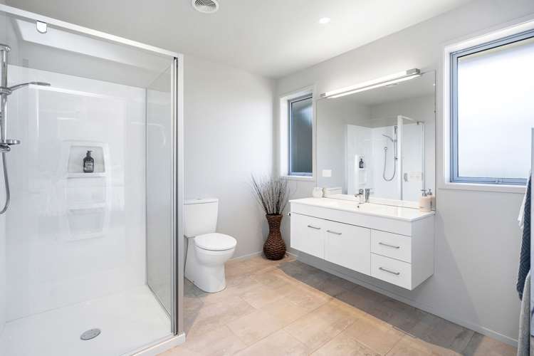 152 Valley View Road Otaika_12