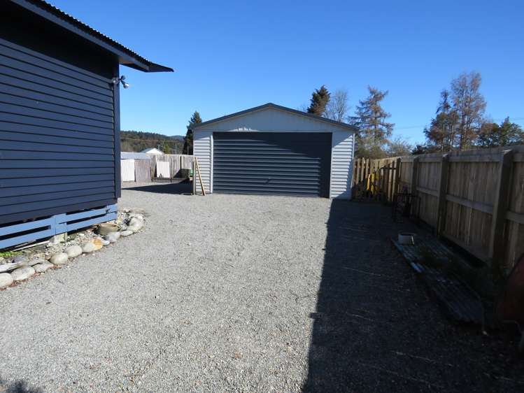 6 Victory Street Reefton_10