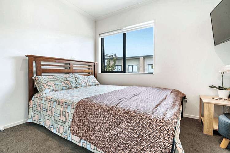 16 Pangu Way Mangere_7