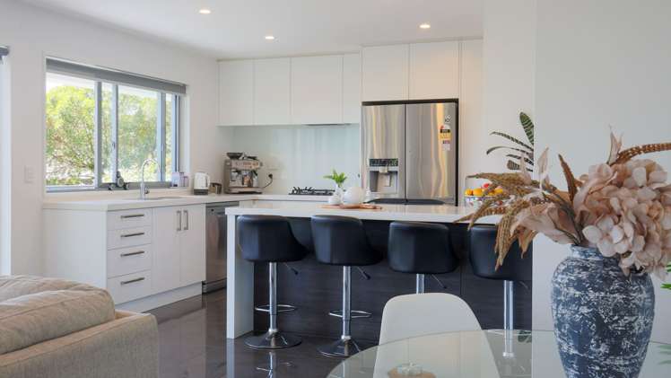 31 Soleares Avenue Mount Pleasant_10