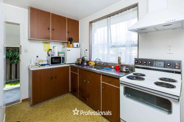 1/102 Pasadena Crescent Totara Park_3