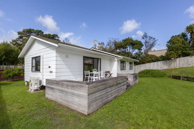 13 Forest Road Raumati South_16