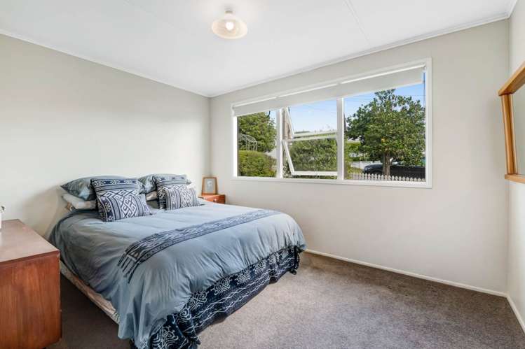 6 Karaka Street Helensville_15