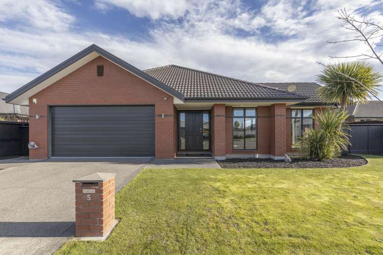 5 Wisteria Lane Rangiora_33