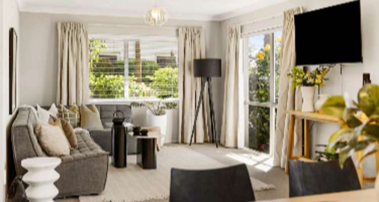 33/111 Santa Monica Drive_0