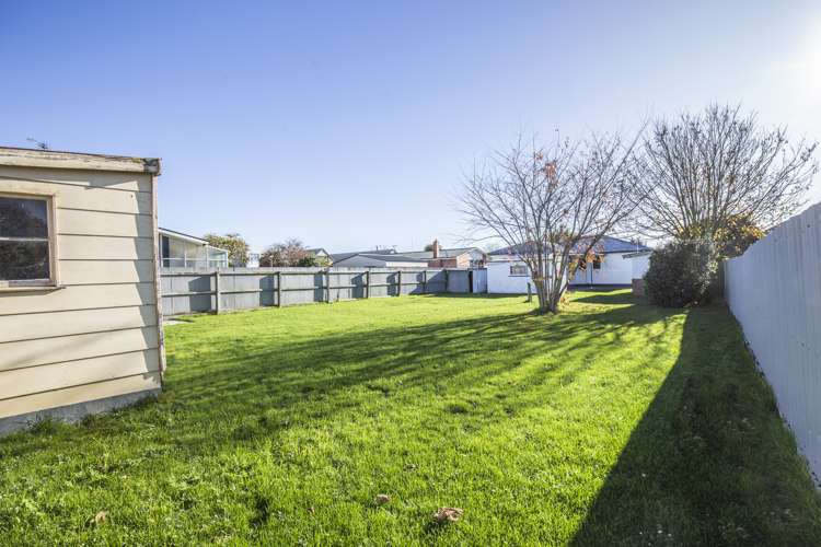 760 East Street Netherby_16