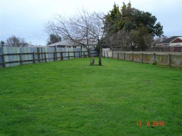 47 Holland Crescent Bulls_2