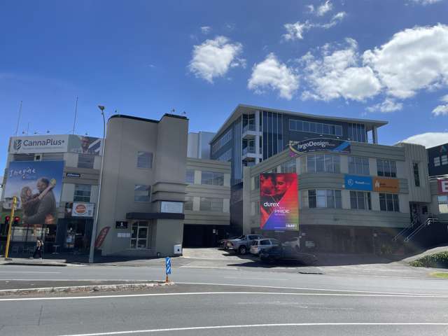 Tidy Office | Superb Location + 10 Carparks