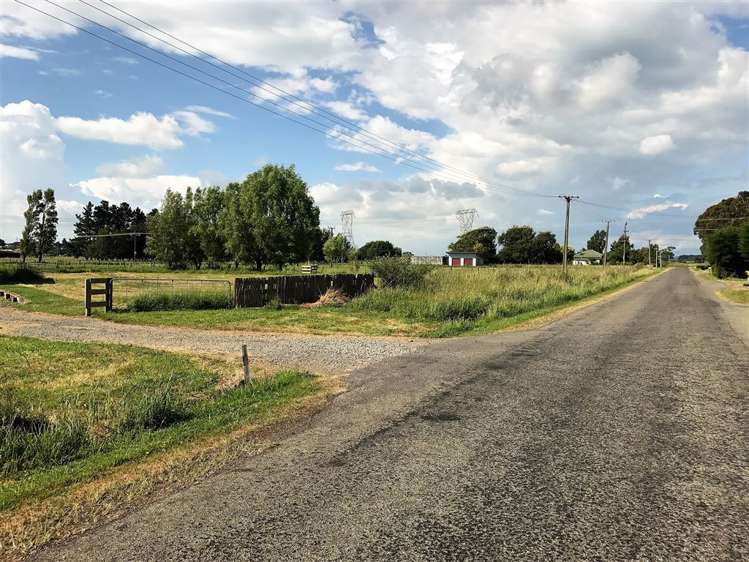 51 Eggletons Road Bunnythorpe_11