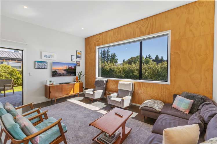 2 Magnolia Way Ohakune_16