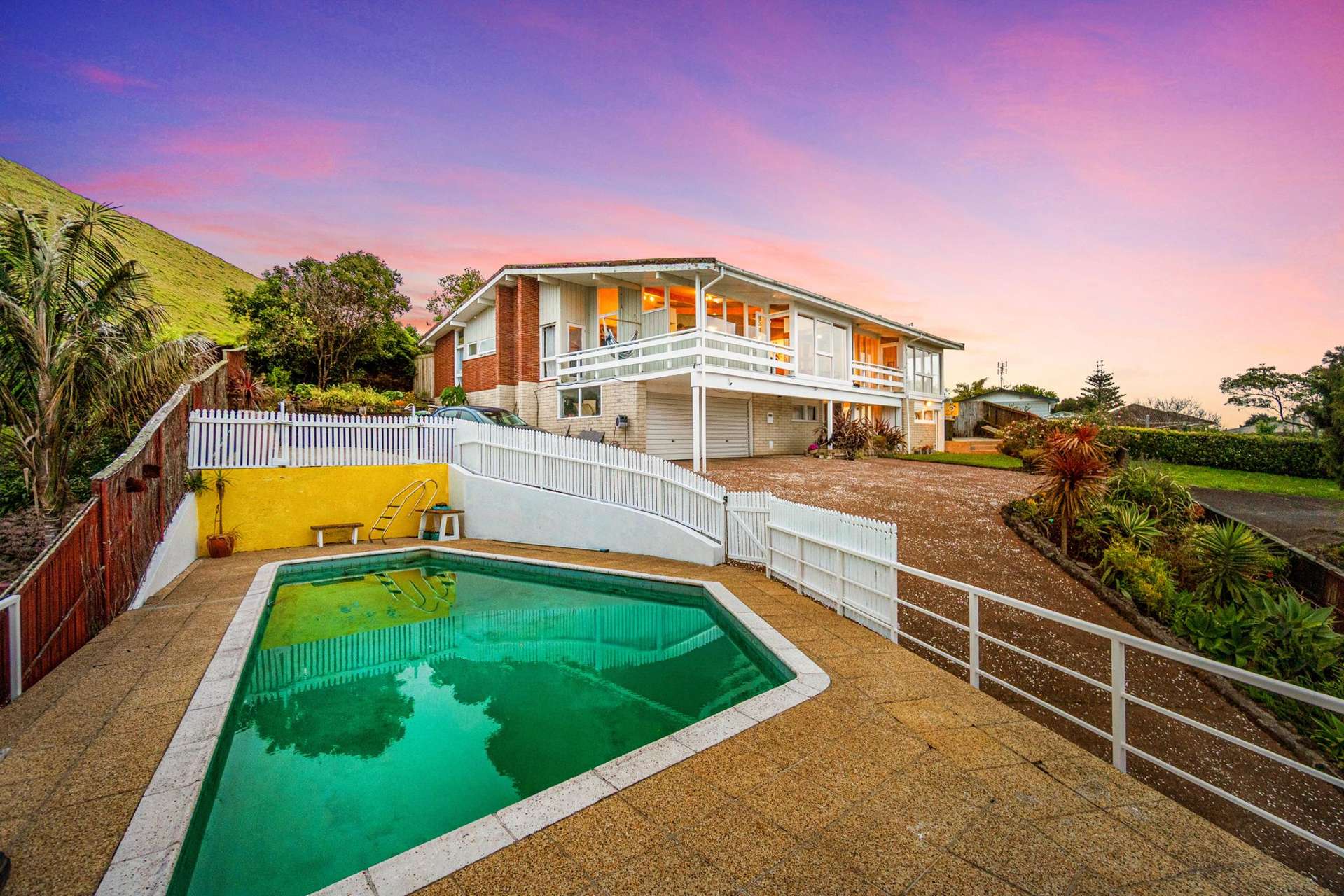 6 Conifer Lane Mangere Bridge_0