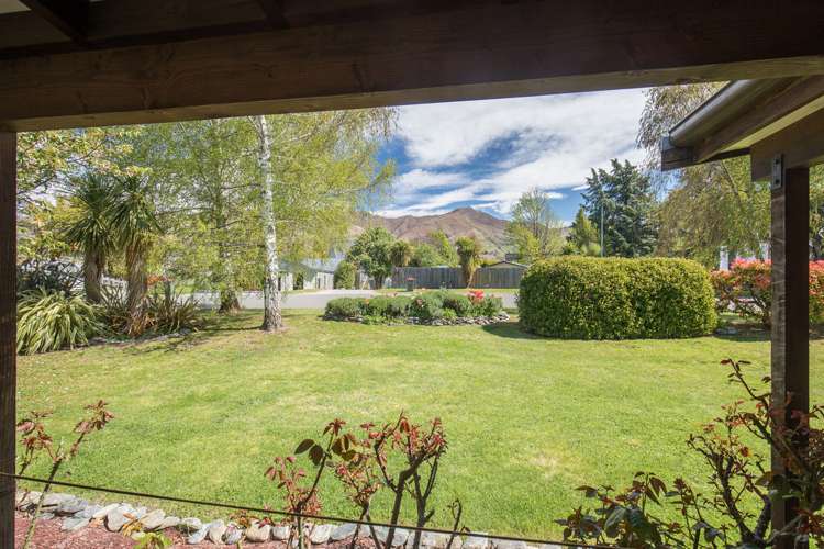 6 Kowhai Drive Wanaka_16