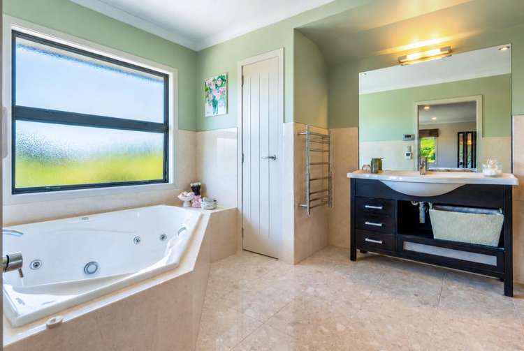 49 Athfield Drive Bethlehem_17