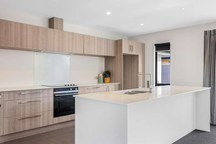 10 Temple Avenue Lincoln_7