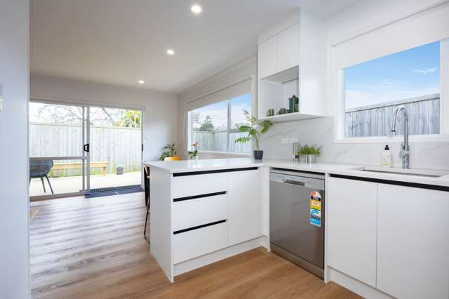 2/55 Tabitha Crescent Henderson_3