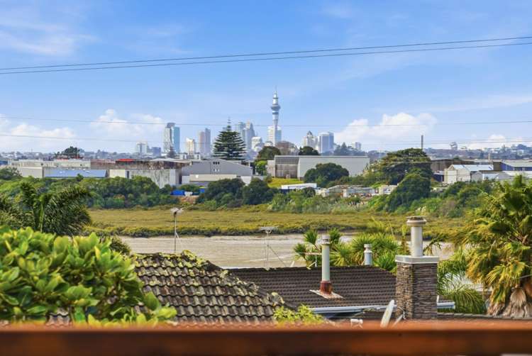 4 Meadow Crescent Te Atatu South_15