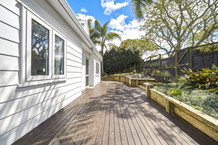 19 Rehia Road Massey_12
