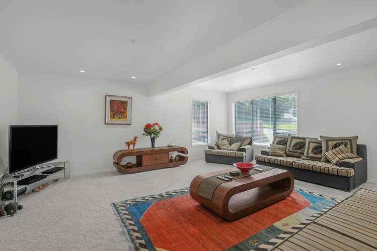 59 Miromiro Road Normandale_11