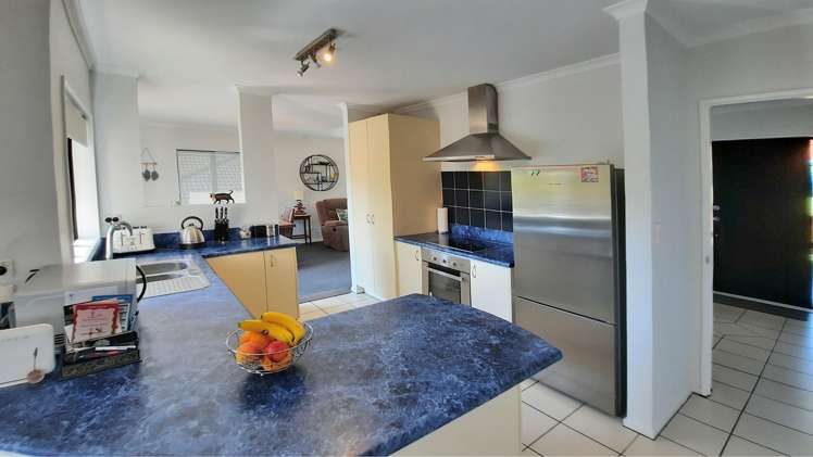 93 Orion Drive Welcome Bay_7