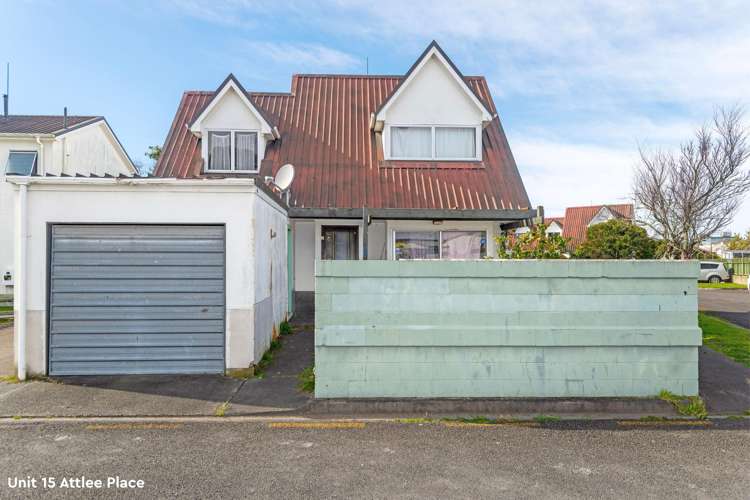 12 and 13 Attlee Place Gisborne_19
