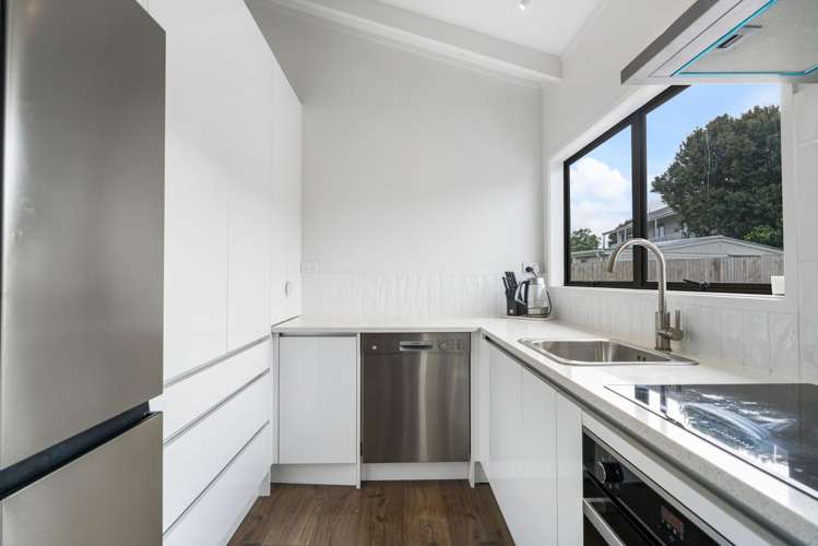 230 Mahia Road Weymouth_12