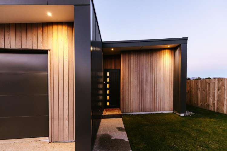 30 Burbank Road_1