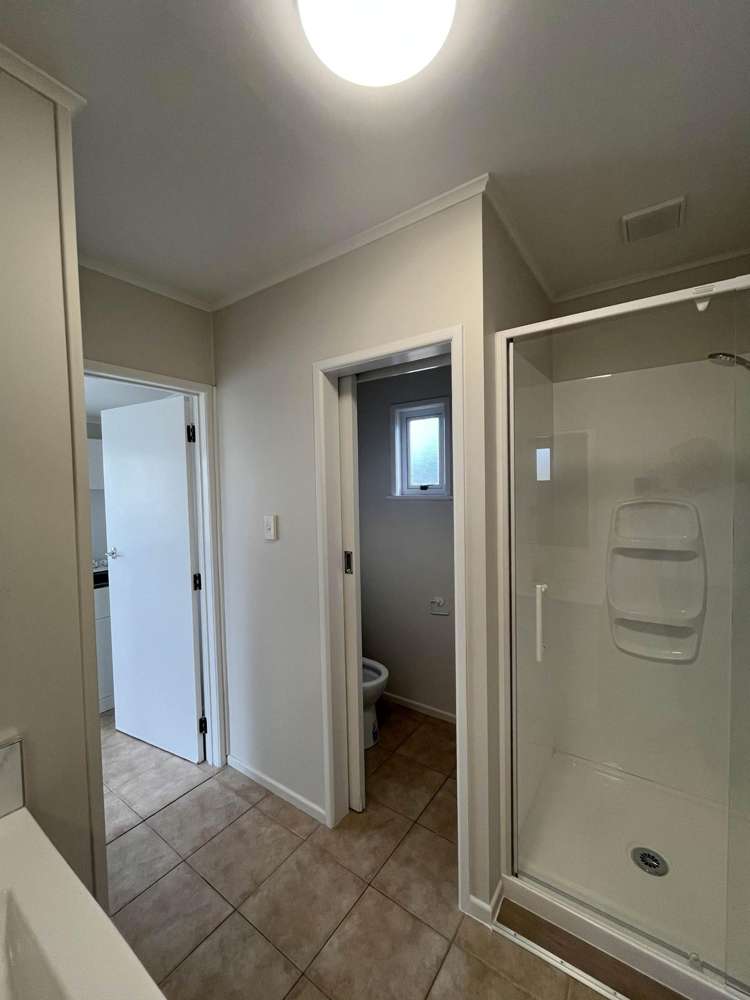 2/122A Victoria Street Onehunga_8