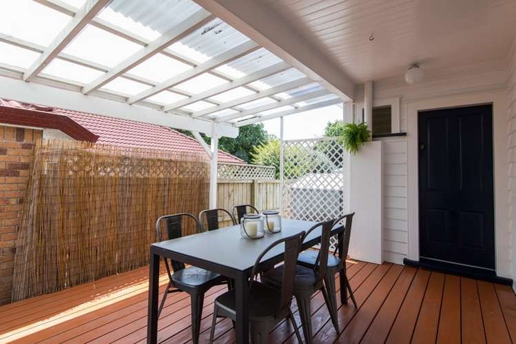 25 Invermay Avenue Mount Roskill_10