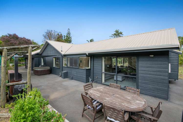 1688 South Head Road Helensville_49