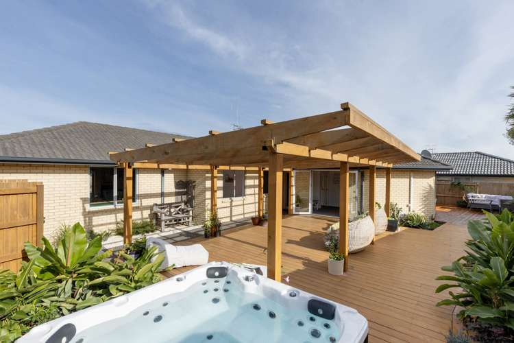 17 Golden Courie Close Papamoa_2