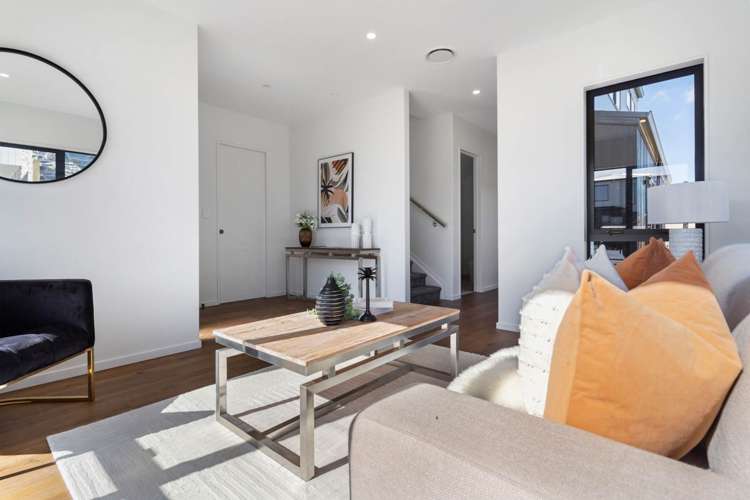 62 Malahide Drive Flat Bush_10