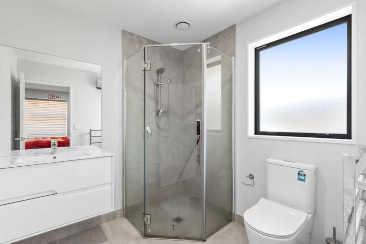 32 Evelyn Crescent Marshland_8