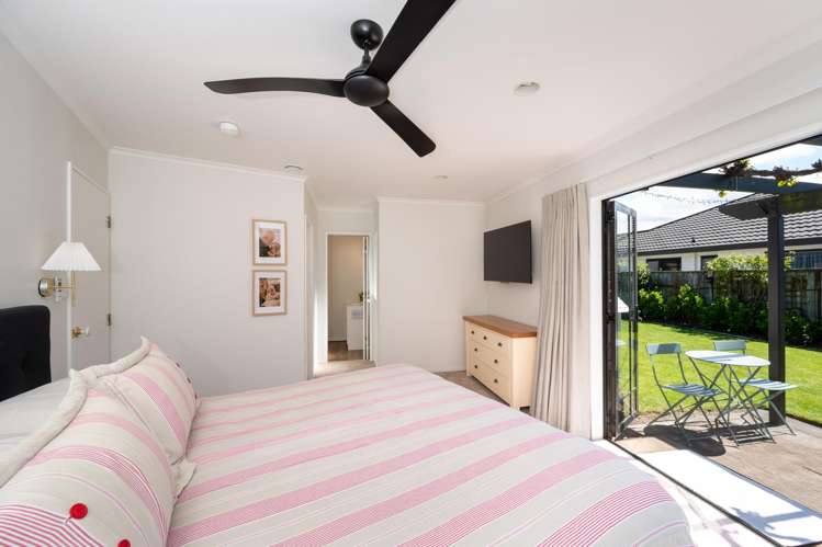 8 Bishops Close Greenmeadows_15
