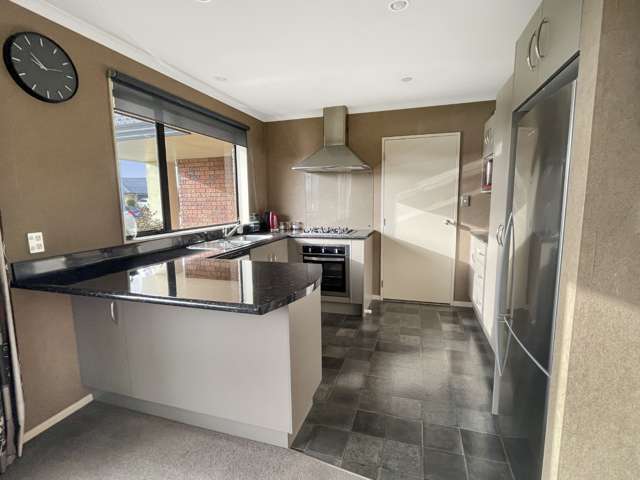 12 Geneva Terrace Kelvin Grove_1