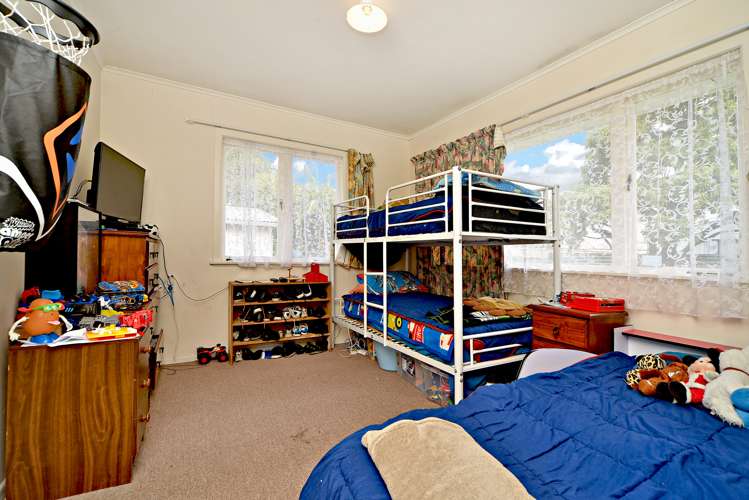 6 George Street Papakura_13