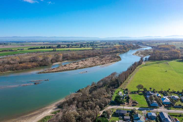 17 Stopbank Road Temuka_32