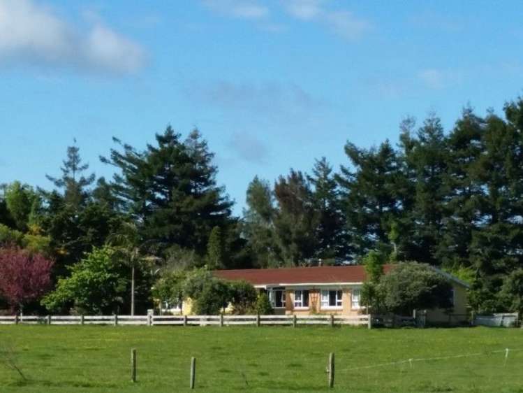 16 Dunrobin Lane (Pvt) Maungatapere_1