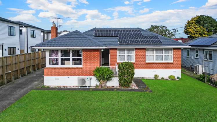 26 Clayton Road_0