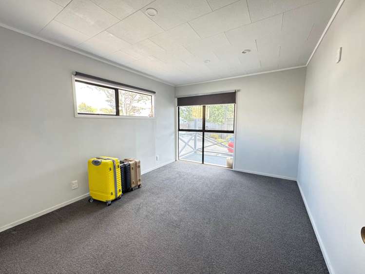 12 Bundena Place Clendon Park_3