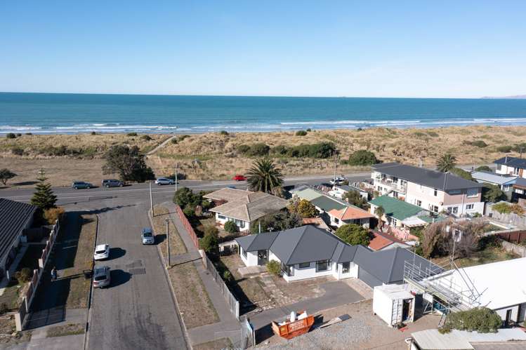 7 Sturdee Street South New Brighton_24