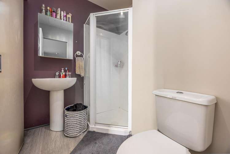 Flat 4B/8 Scotia Place City Centre_9