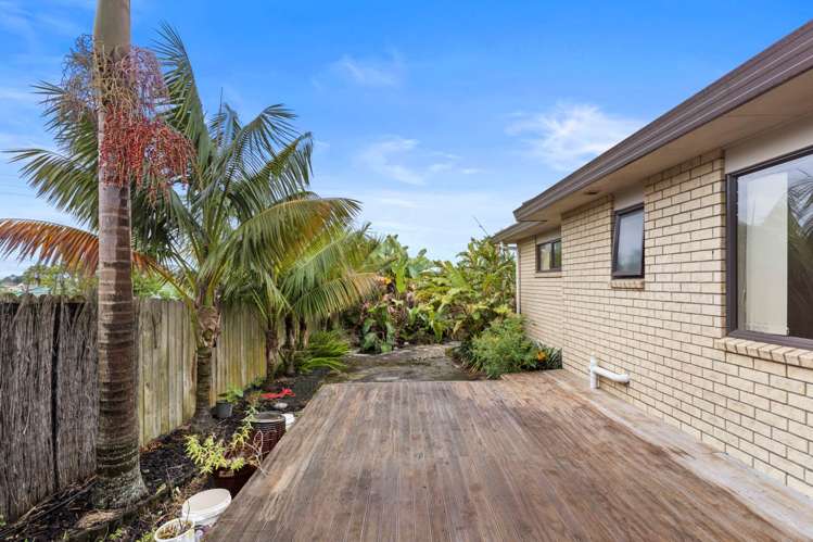 37 Robin Brooke Drive Flat Bush_22
