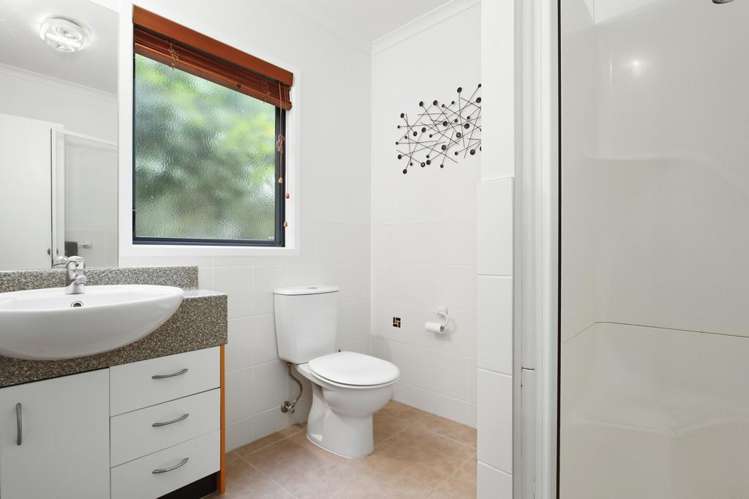 90e Atkinson Road Titirangi_12