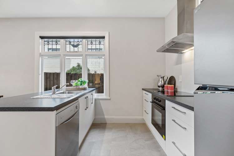 446 Worcester Street Linwood_7