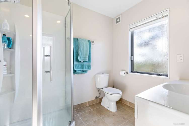 868a East Coast Road Northcross_9