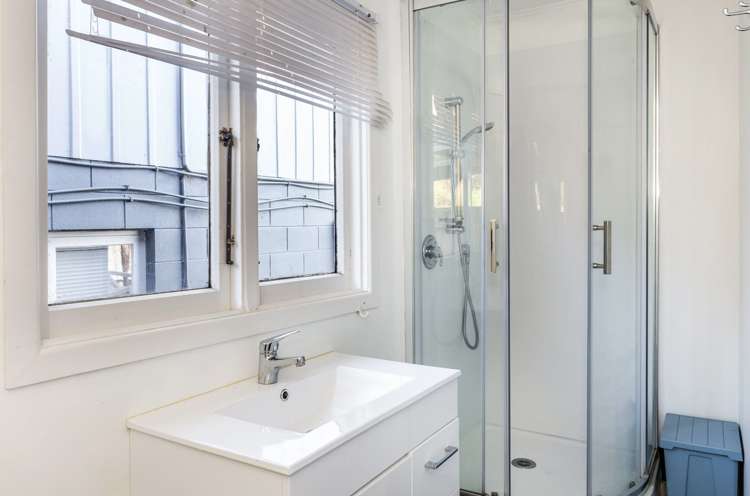 1/137 Waikato Street Taupo_16